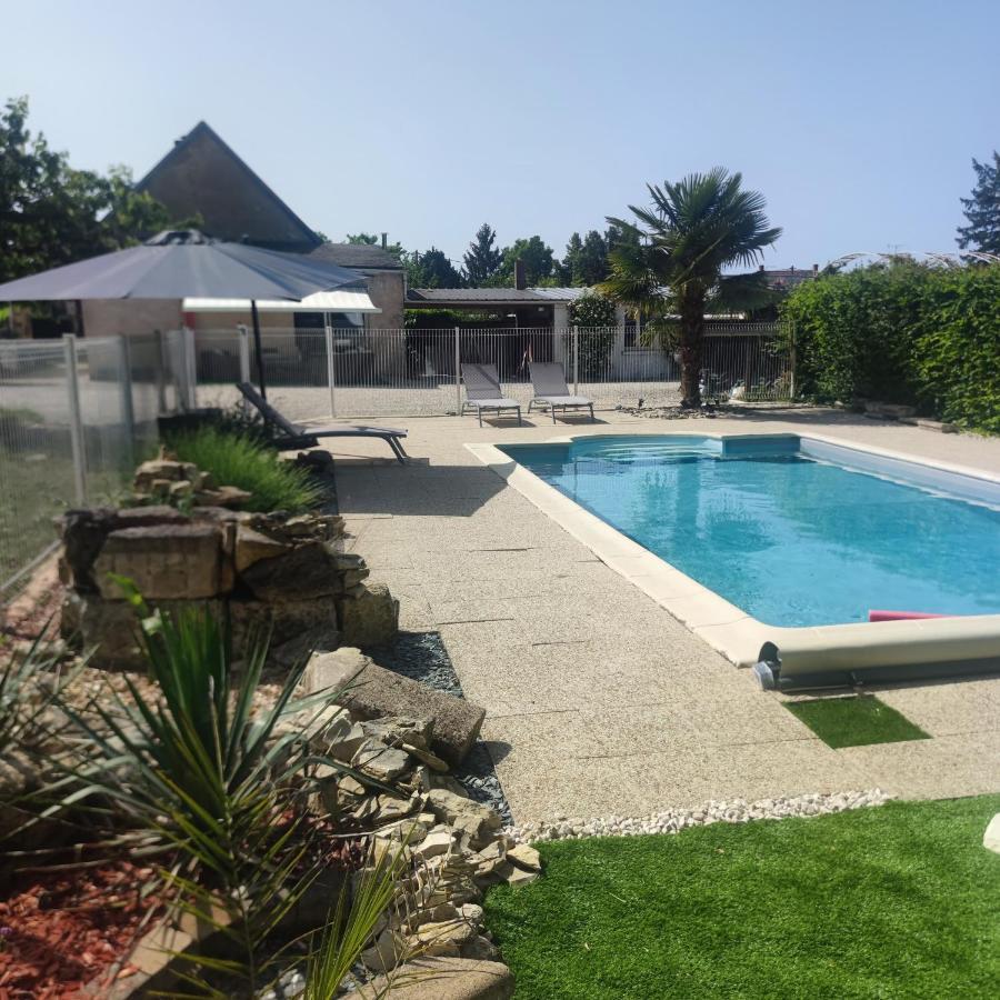 Naturel : Studio Calme Et Agreable Les Bordes Exteriér fotografie