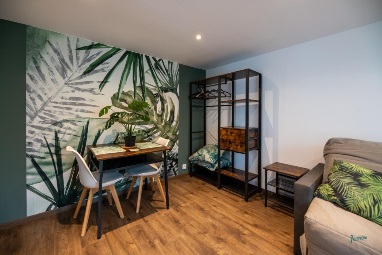 Naturel : Studio Calme Et Agreable Les Bordes Exteriér fotografie