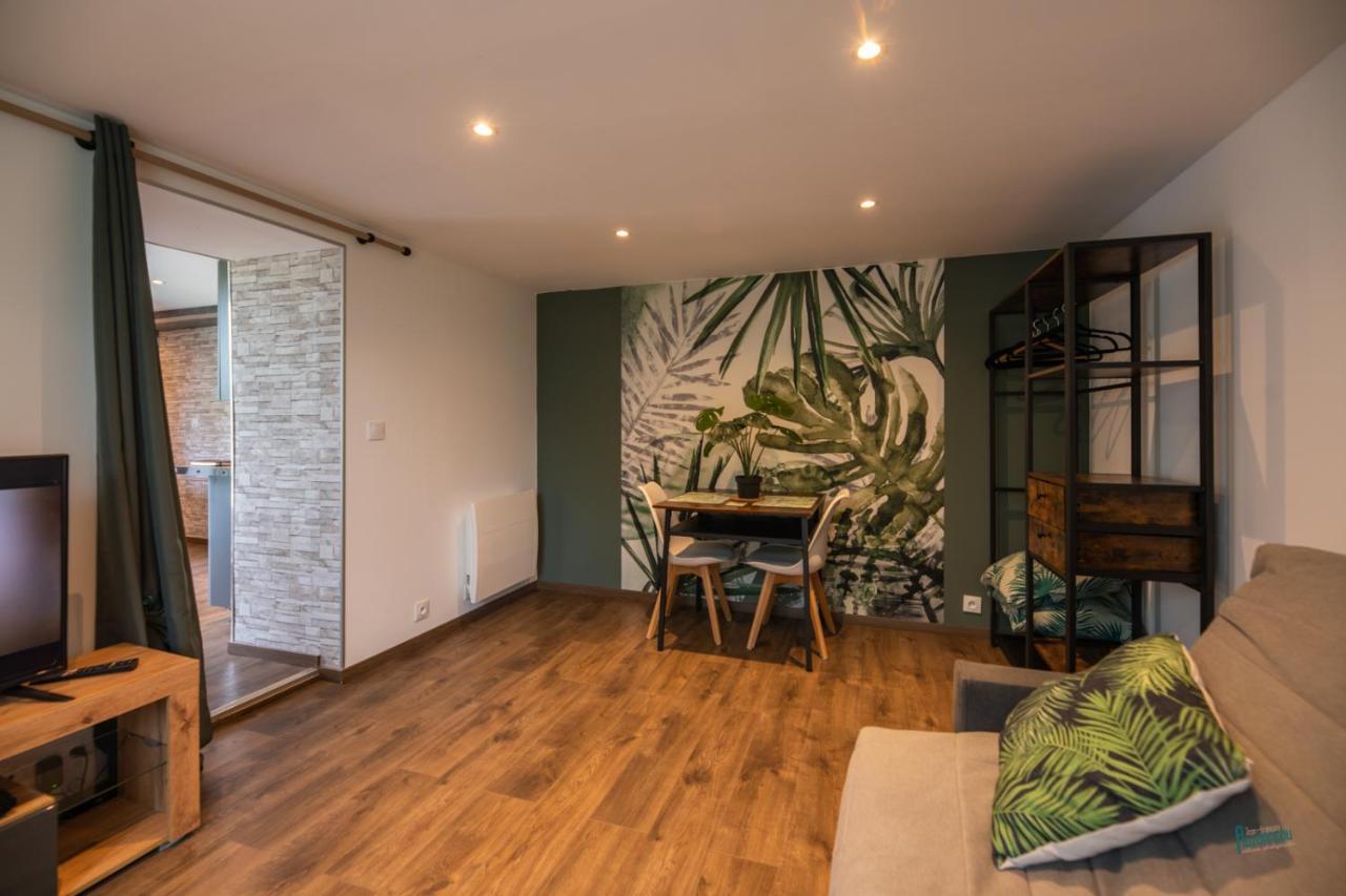 Naturel : Studio Calme Et Agreable Les Bordes Exteriér fotografie